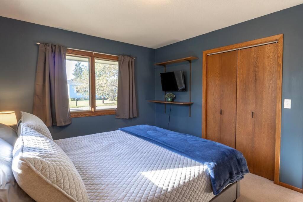 Family Home W/ 2 King, 2 Queen Beds + Game Room 伯米吉 外观 照片